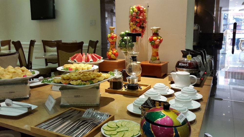 Sky Gem Hotel - Ben Thanh Ho Chi Minh-stad Buitenkant foto