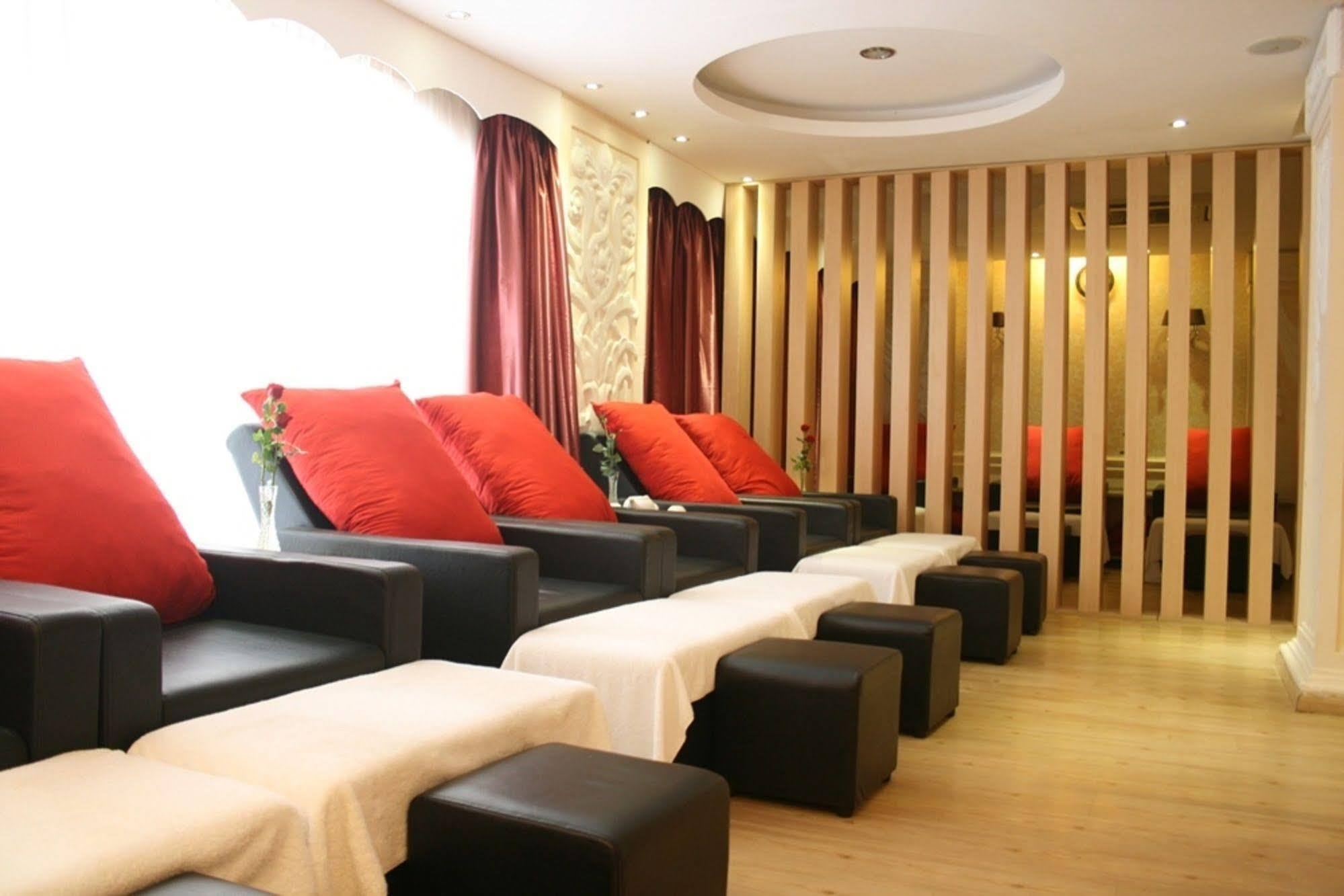 Sky Gem Hotel - Ben Thanh Ho Chi Minh-stad Buitenkant foto